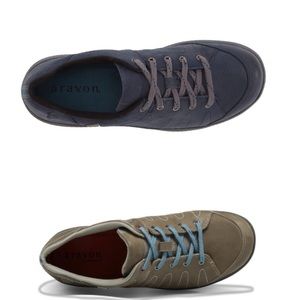 Aravon REVsavor waterproof snicker type lace up.